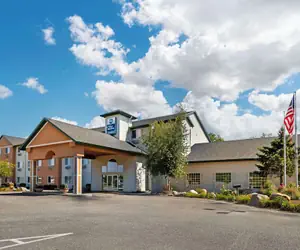 Photo 2 - Best Western Wittenberg Inn