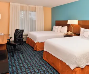 Photo 2 - Fairfield Inn & Suites by Marriott Cleveland Avon