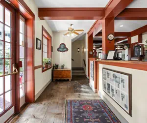 Photo 3 - Artists Colony Inn