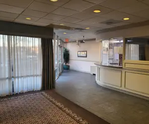 Photo 2 - Roosevelt Inn