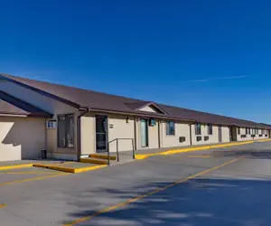 Photo 2 - Super 8 by Wyndham Valentine NE