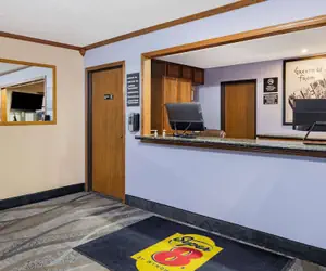 Photo 4 - Super 8 by Wyndham Valentine NE