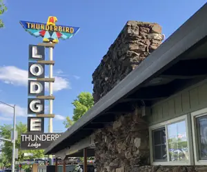 Photo 2 - Thunderbird Lodge