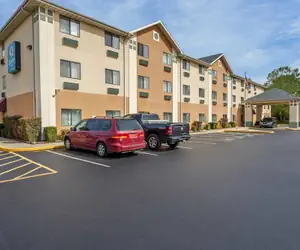 Photo 2 - Quality Inn Sawyer