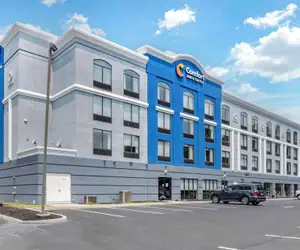 Photo 2 - Comfort Inn & Suites Voorhees/Mt. Laurel