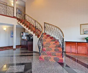 Photo 2 - Americas Best Value Inn Westmorland