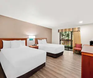 Photo 5 - Best Western Stagecoach Inn