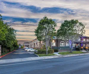 Photo 2 - Holiday Inn Express & Suites Mountain View Silicon Valley by IHG