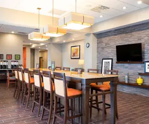 Photo 3 - Hampton Inn Kalamazoo