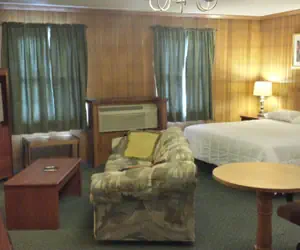 Photo 3 - Lincoln Lodge