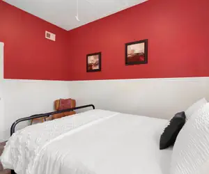 Photo 5 - The Magnolia House in Old Town - Private Hot Tub