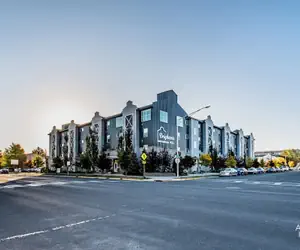 Photo 2 - Bringham's Mill Apartments