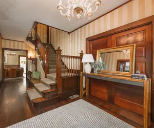 Photo 2 - The De La Vina Inn