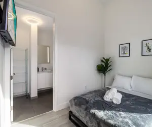 Photo 3 - Olive Apartments