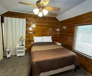 Photo 2 - Crest Lodge Historic Mountain Inn