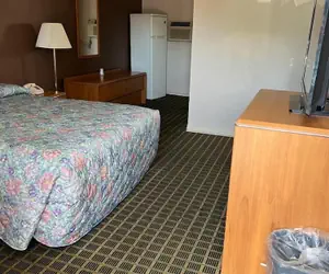 Photo 5 - Aaron Motel