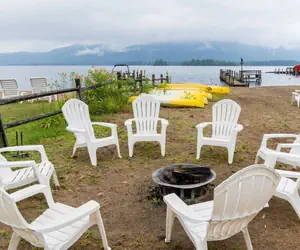 Photo 5 - Waters Edge Lodge