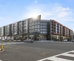 Photo 2 - Placemakr Cathedral Heights