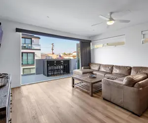 Photo 3 - Island Paradise Deck - 2nd Floor Condo Sleeps 8