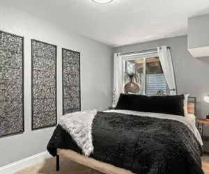 Photo 4 - Beautiful Old Town 2 Bedroom Apartment With Bikes!