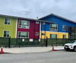 Photo 2 - Quintessence ApartHotel