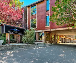 Photo 2 - Inn At South Lake Tahoe