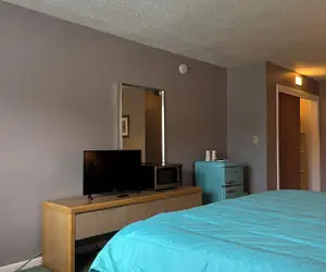 Photo 5 - Grand Lake Hotel