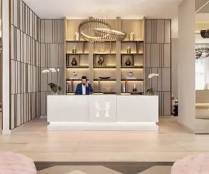 Photo 3 - Hyde Beach House by Zelloo