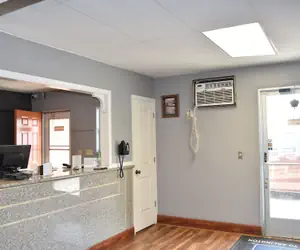 Photo 5 - Arlington inn