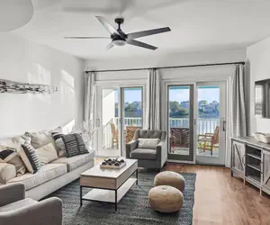 Photo 2 - Sea La Vie 1 Bedroom Condo by RedAwning