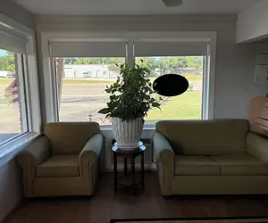 Photo 2 - Budget Inn