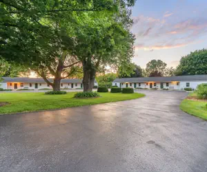 Photo 2 - Motel Somerset