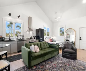 Photo 5 - Romeo Julieta 2 Epic Studios Steps to 7th Ave