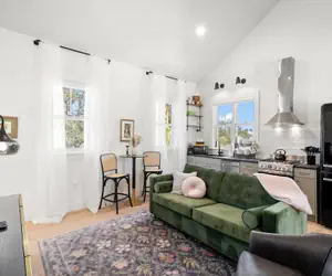 Photo 2 - Romeo Julieta 2 Epic Studios Steps to 7th Ave