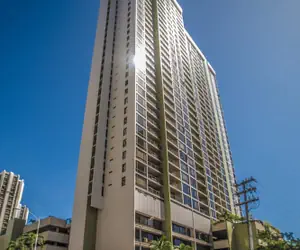 Photo 2 - Waikiki Sunset Close to Beach with Parking