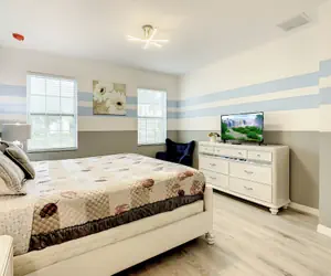 Photo 2 - Oakwood Oasis