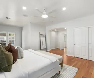 Photo 4 - Primrose Palace