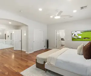 Photo 5 - Primrose Palace