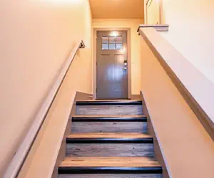 Photo 3 - Lakeshore Suites