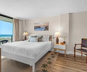 Photo 5 - Emerald Surf 106