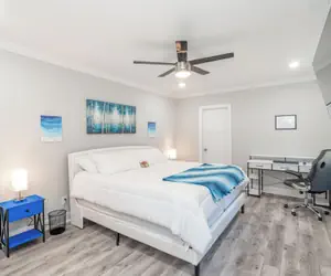 Photo 2 - King Beds Hot Tub Arcade Grill & Firepit