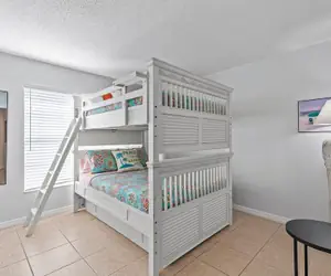 Photo 3 - Colony Beach Club 120