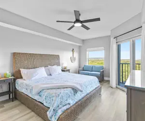 Photo 4 - Oceanwalk 5-405