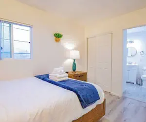 Photo 5 - Elegant Country Retreat With Serene Patio Haven