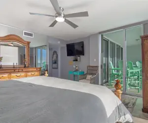 Photo 3 - Shoreline Towers 1073