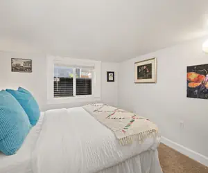 Photo 5 - Peterson Retreat Hot Tub, Bikes, Old Town