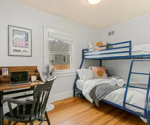 Photo 3 - Peterson Retreat Hot Tub, Bikes, Old Town