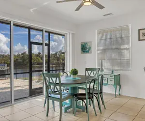 Photo 4 - 2674 Lake View Blvd