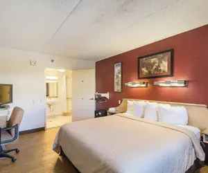 Photo 4 - BAY INN