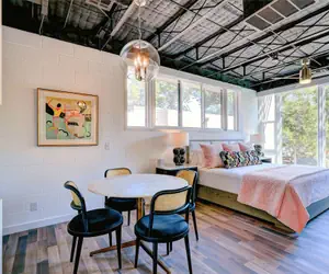 Photo 3 - Luxury 5BR House Private Studio 5mins to OU Cha